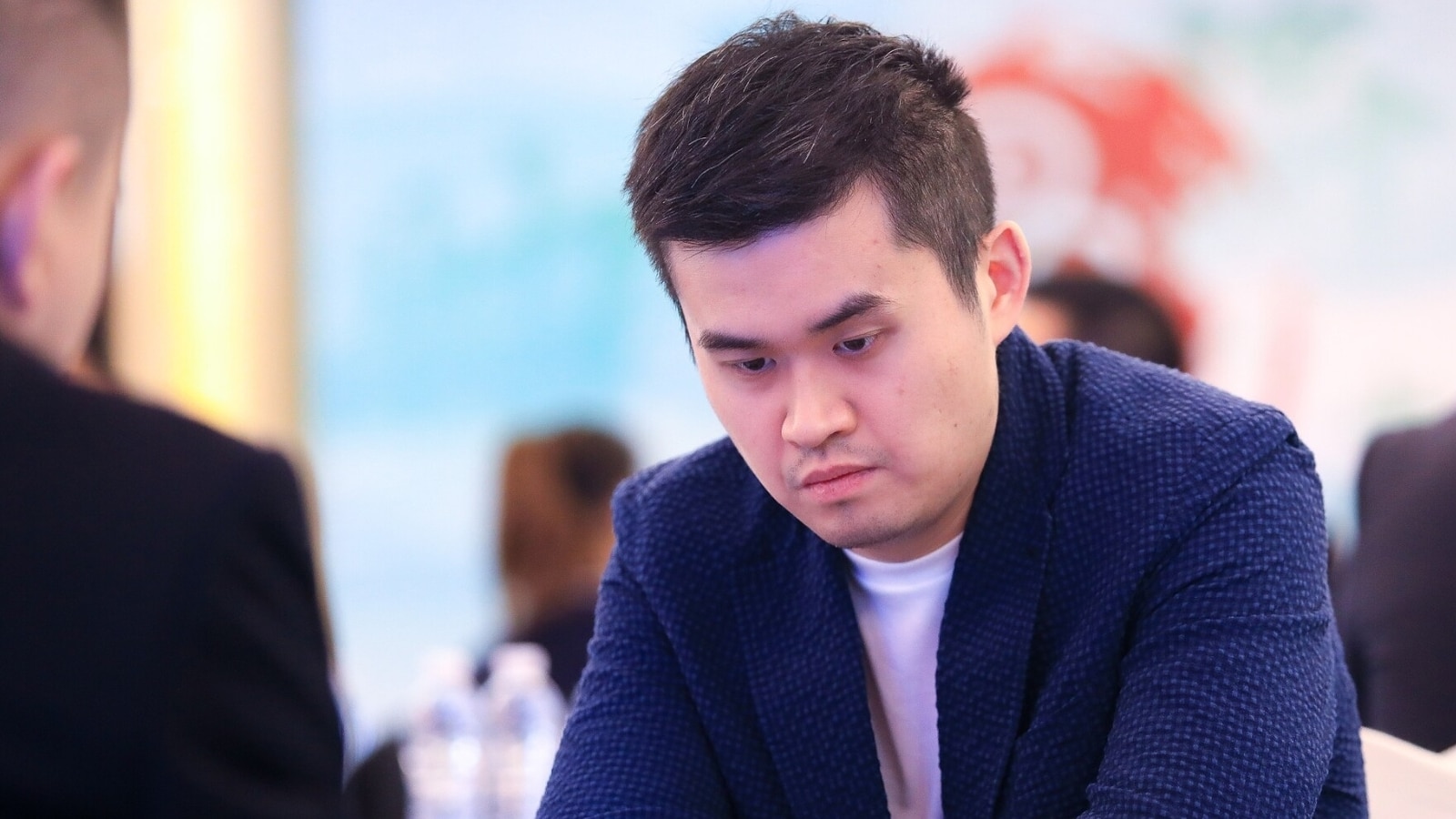 阿根廷
